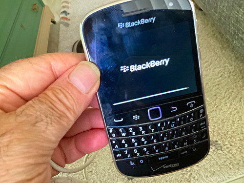 Blackberry bold 9930 verizon - blackberry,