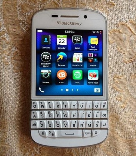 Blackberry q10 16gb - blackberry, white