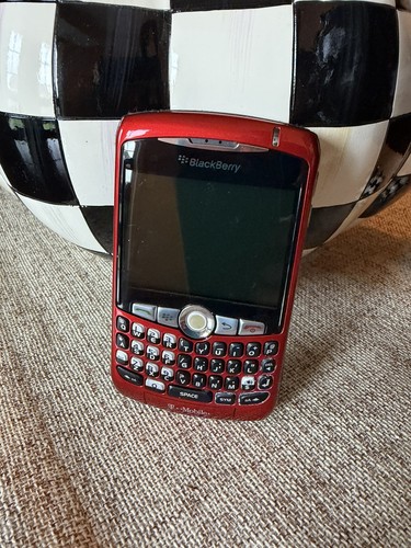 Red blackberry curve - blackberry, cell