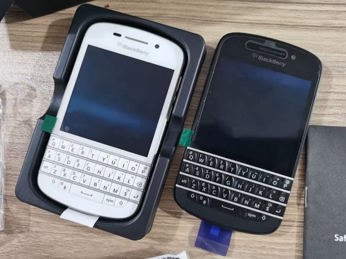 Blackberry q10 - 99%n,